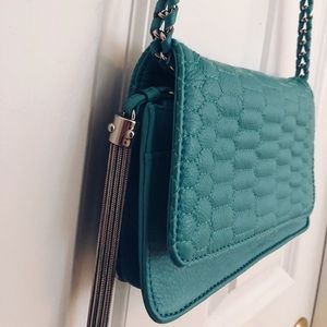 Crossbody purse